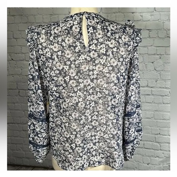 1. State Blue White Floral Pleated Ruffle Sheer Top Blouse Size Small - Picture 3 of 7